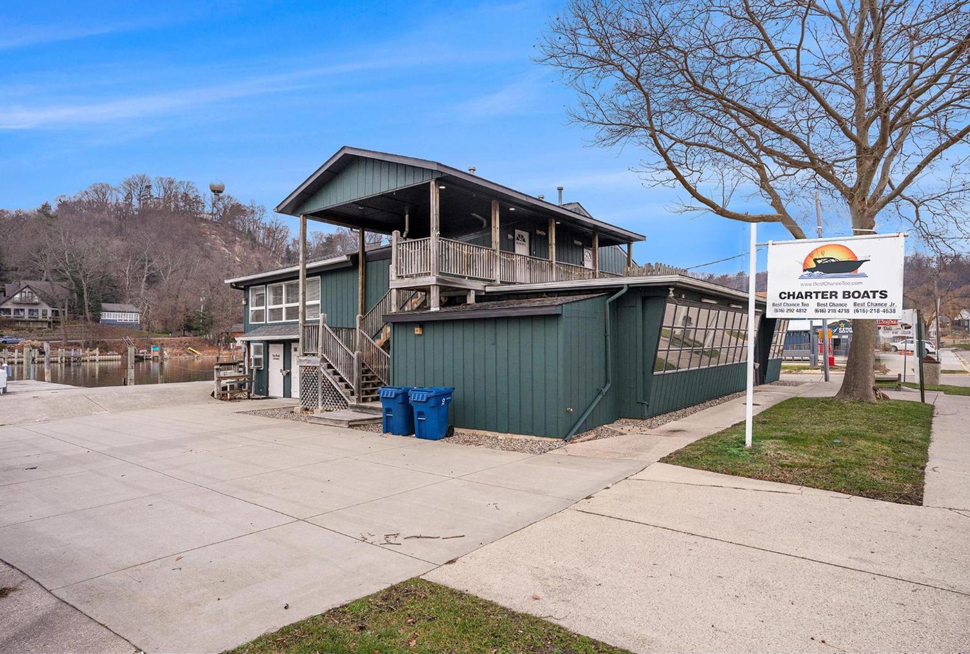 Riverside Suites - Unit A Saugatuck Exterior photo